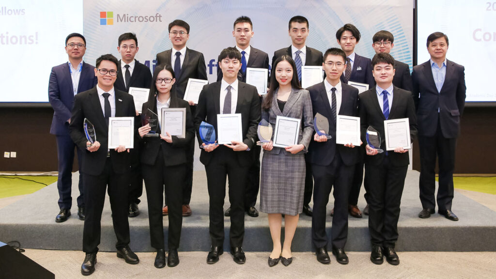 Hongming ZHANG (4th person from the right on the stage) and other award recipients